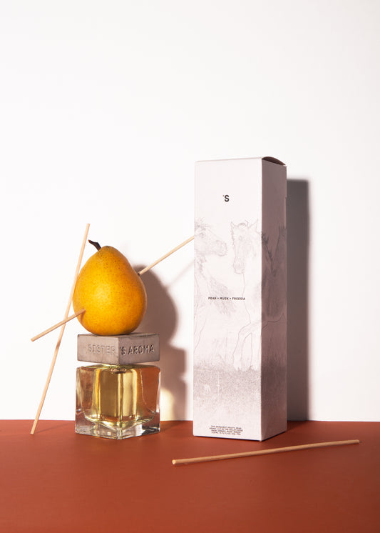 Home Fragrance | Pear + Musk + Fresia